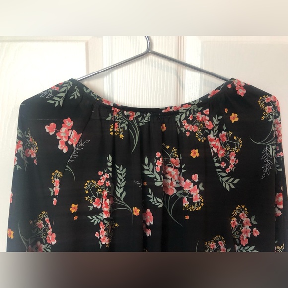 - Copper Key Boho Black Floral Bell Sleeve Blouse Tie Neck Drawstrings Size M - Picture 4 of 12